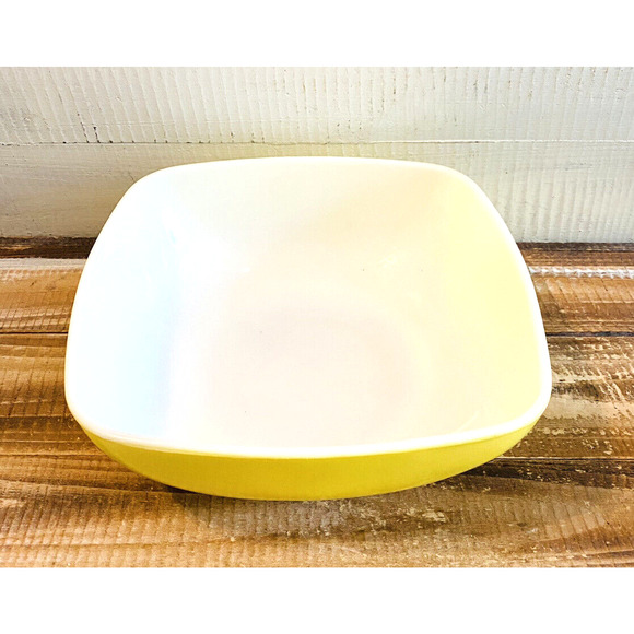 Vintage Pyrex Primary Yellow Serving Bowl Dish 525B-025 2.5 QT - Picture 4 of 9
